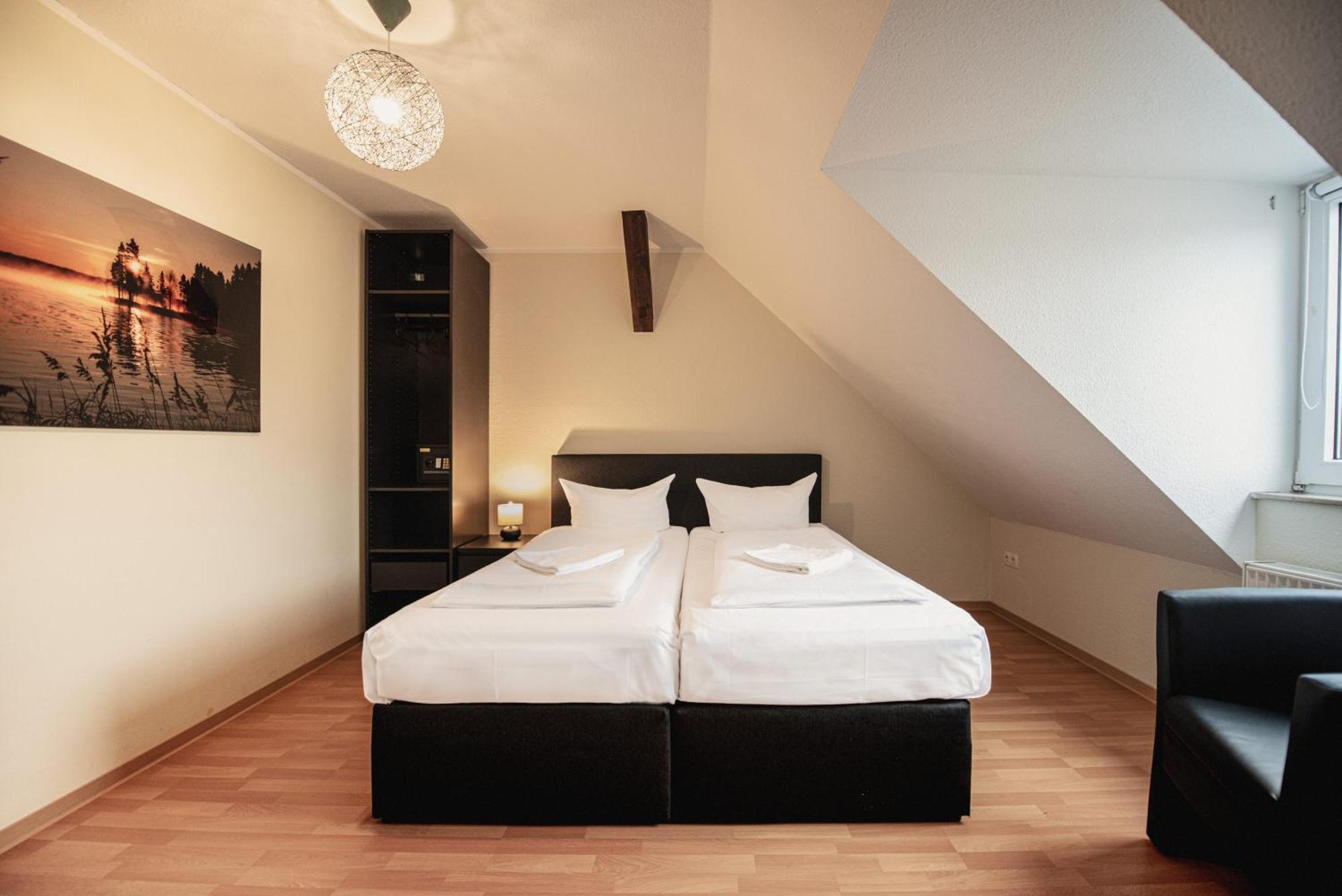 Wandery Hostel Dessau Екстериор снимка