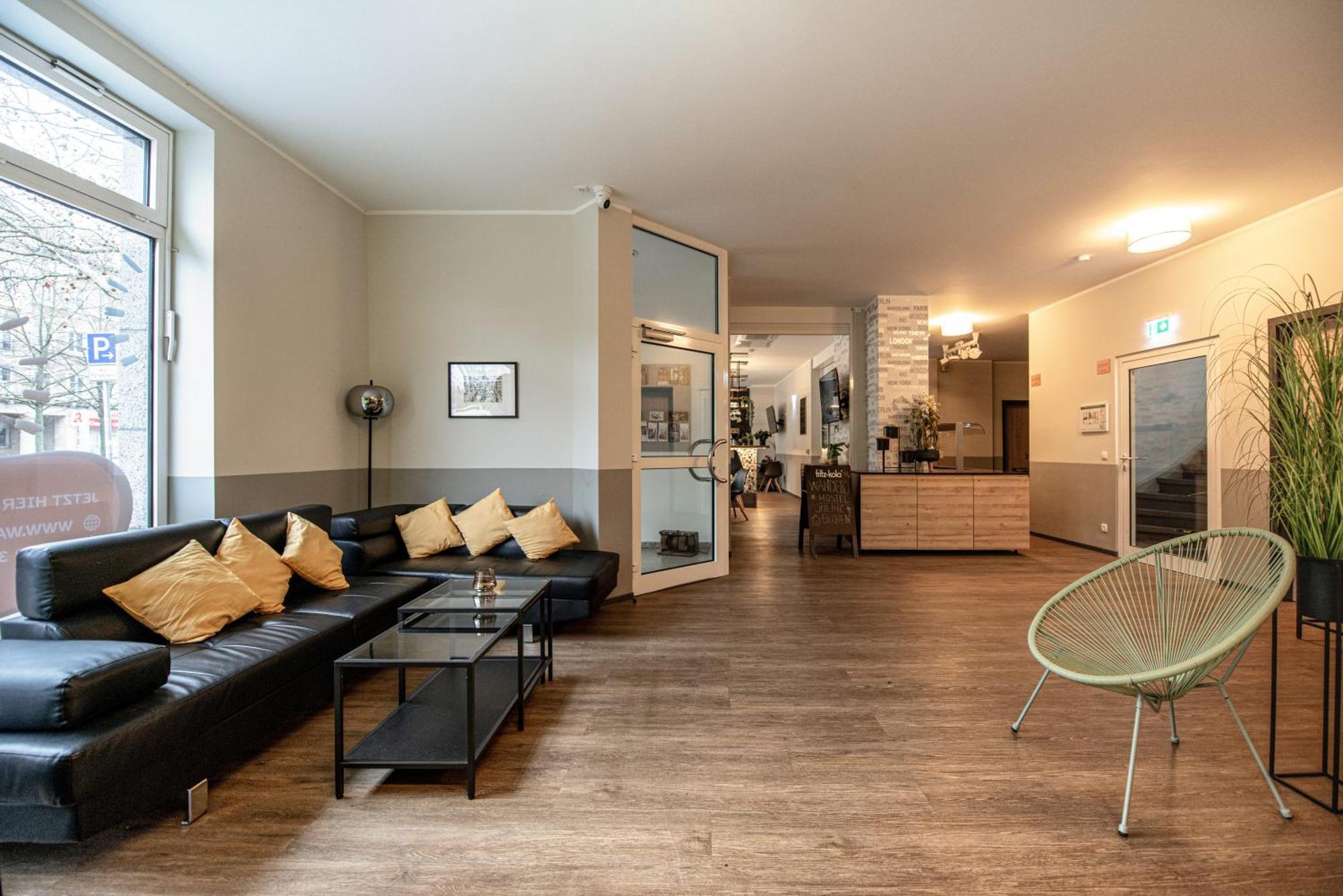 Wandery Hostel Dessau Екстериор снимка